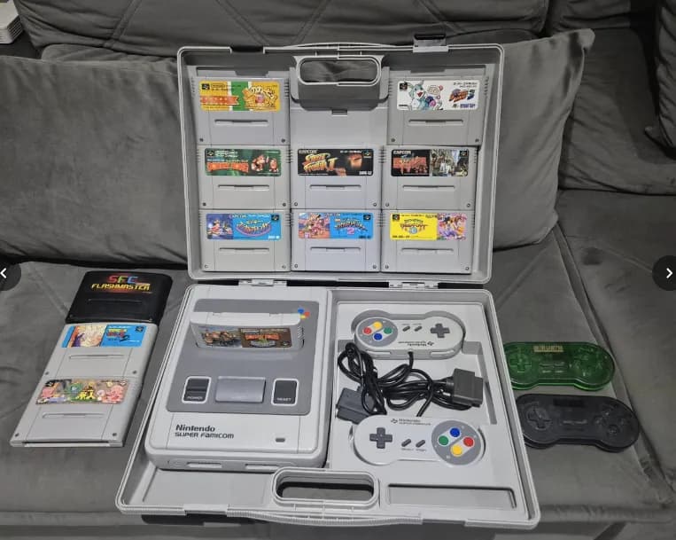 Nintendo Super Famicom na maleta